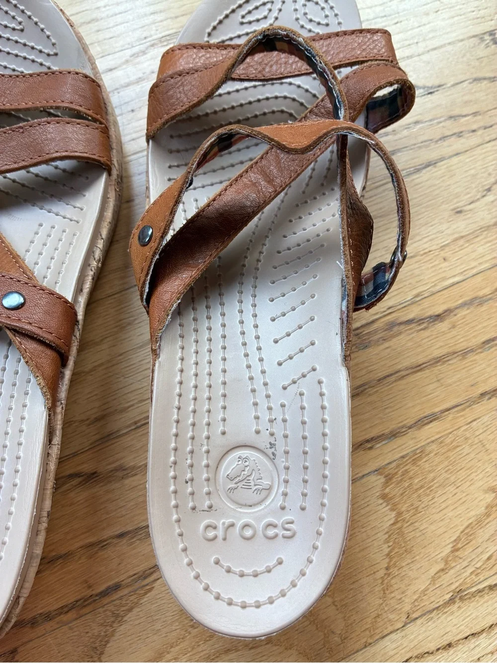 CROCS Women’s A-Leigh Mini Wedge Sandal — Chestnut